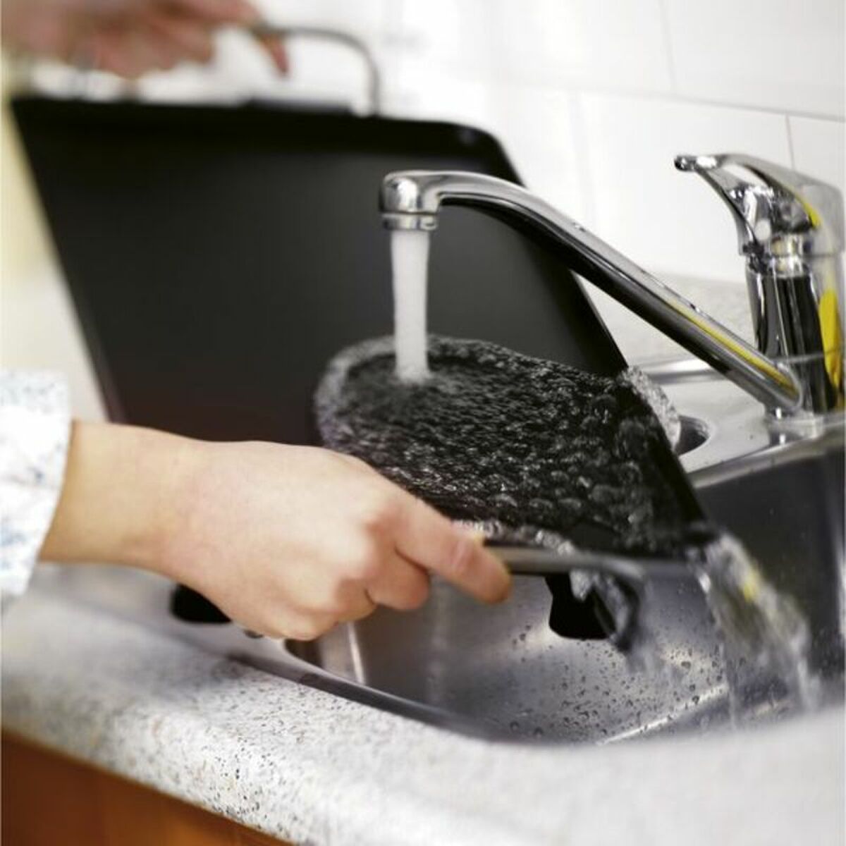 V3HEC0735550387ABBABBC42512B29D255BR4304141P3