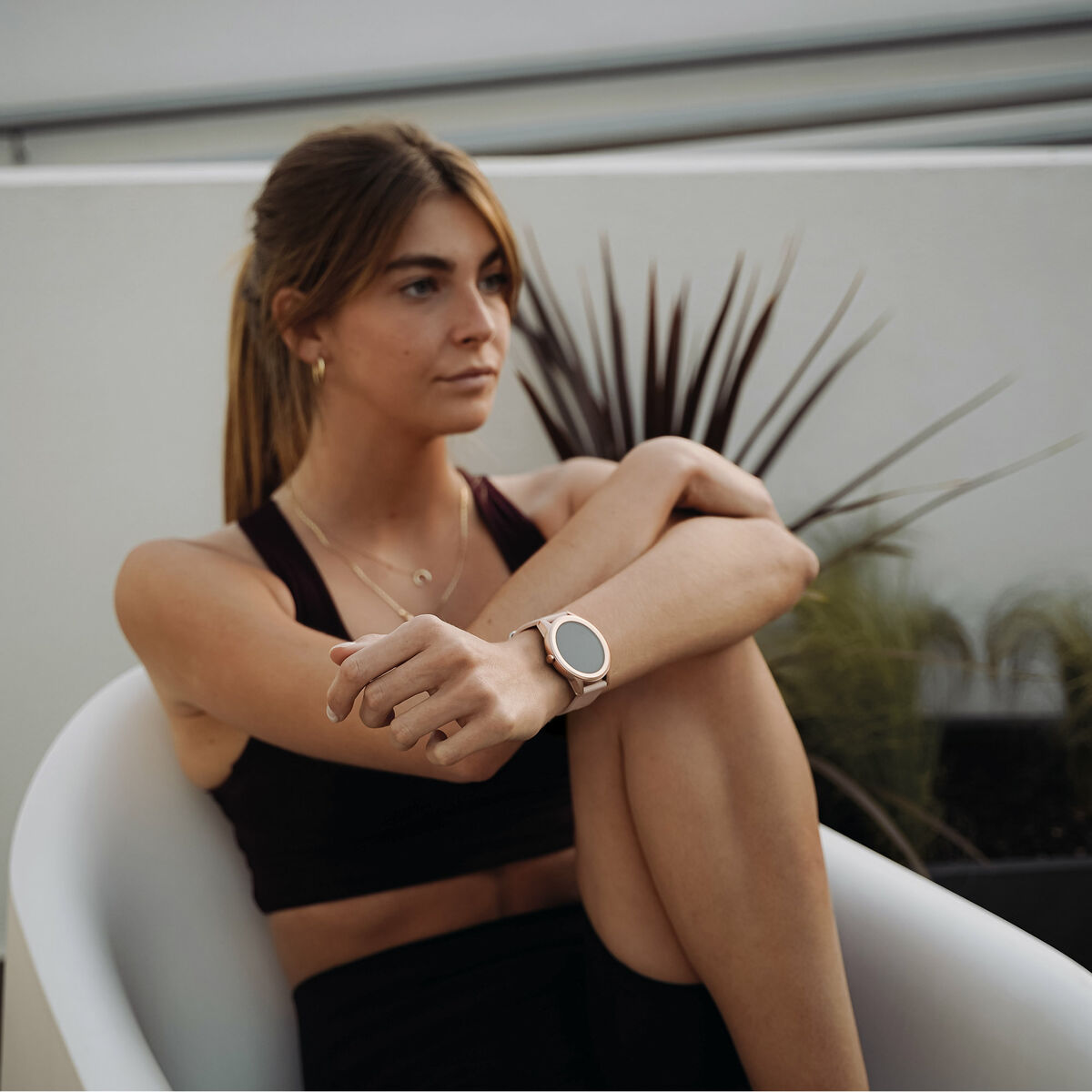 V2H8E2521AEC4F9029F90F64DCA8433305CR4374346P7